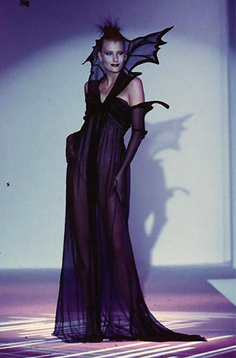 Thierry Mugler Spring 1997 “The Kiss of the Spiderwoman” Black Velvet Gown